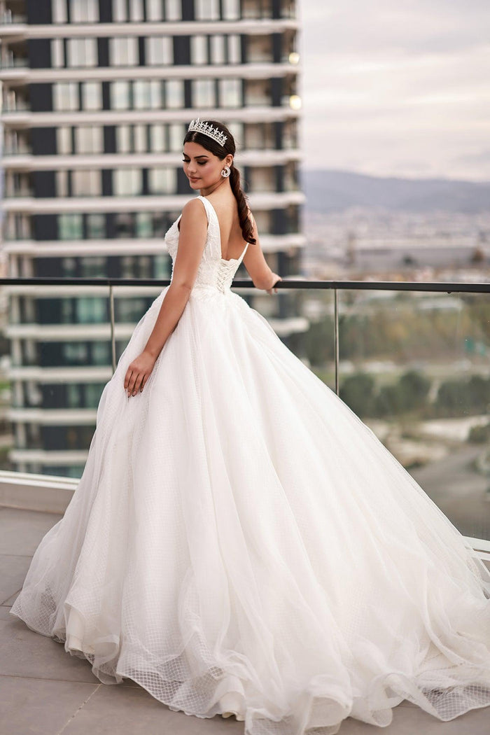 May V Yaka File Dantelli Gelinlik - The Bride's Bliss