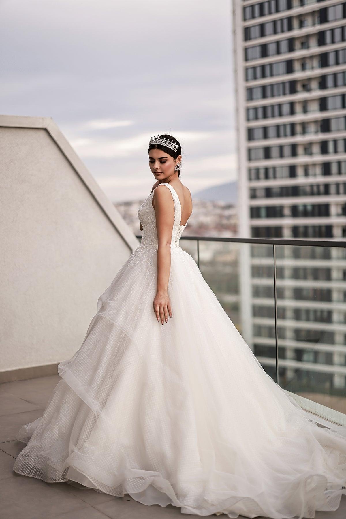 May V Yaka File Dantelli Gelinlik - The Bride's Bliss